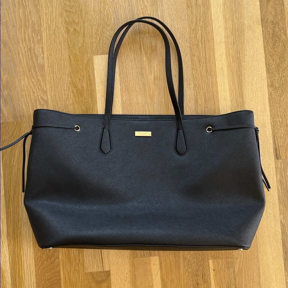 Kate Spade Laurel Way Ari Saffiano Leather Tote
